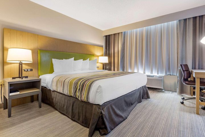 Country Inn & Suites by Radisson Lumberton, NC