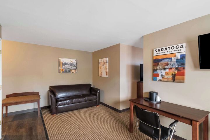Room 21 of 50