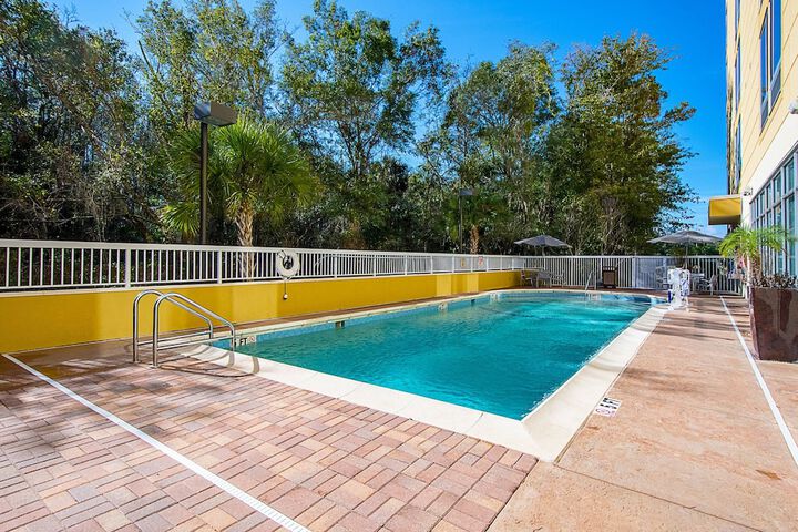 Pool 4 of 26