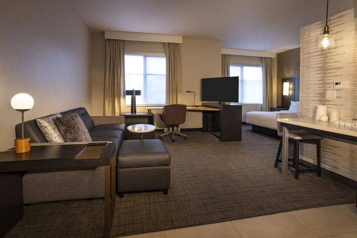 Room 29 of 40