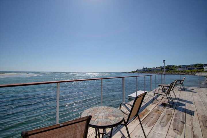 Sundeck 11 of 14