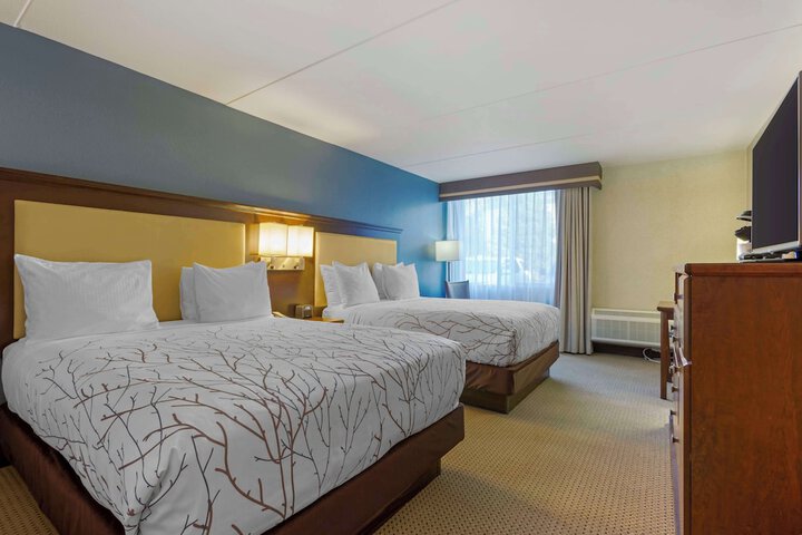 Room 42 of 60