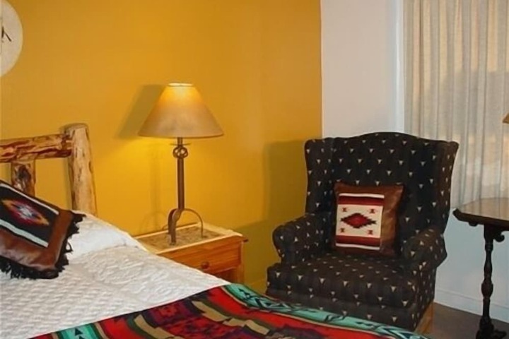 Room 13 of 29