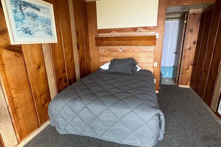 Room 172 of 233
