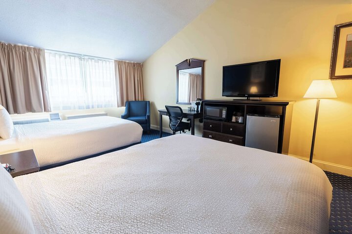 Room 44 of 86