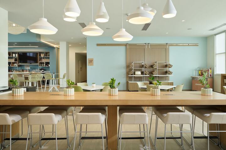 Breakfast/Coffee Service 38 of 44