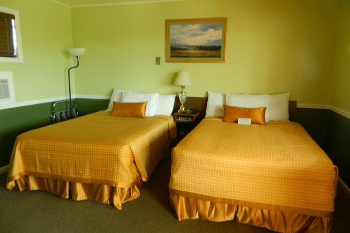 Room 46 of 89