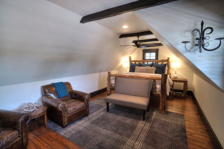 The Winchester Lodge