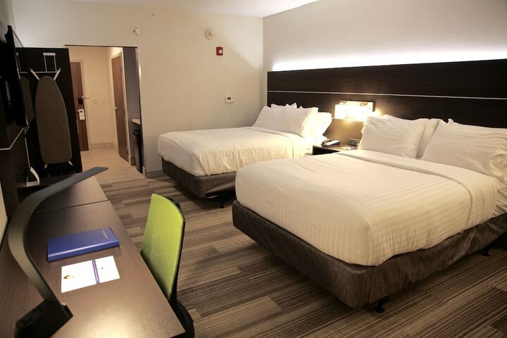 Room 29 of 35