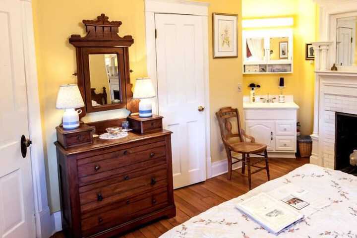 Room 20 of 36