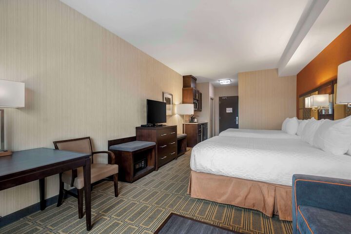 Best Western Plus Chateau Fort St. John