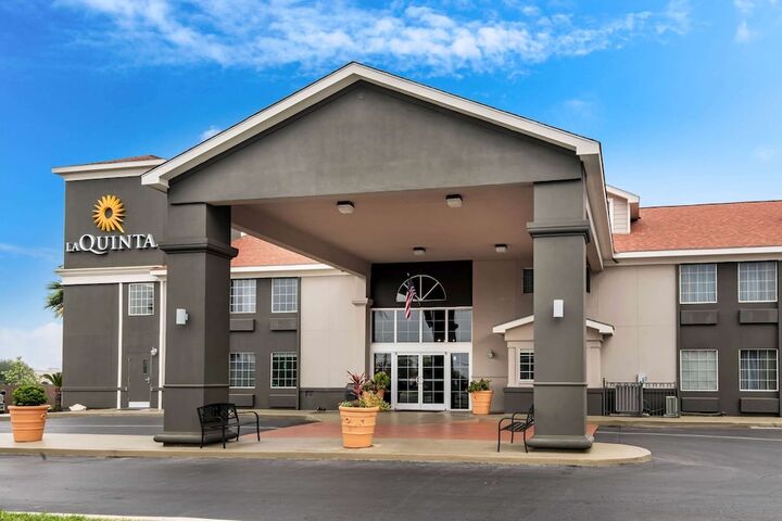 Hotel 2 of 40