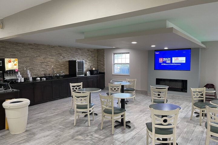 Breakfast/Coffee Service 38 of 44