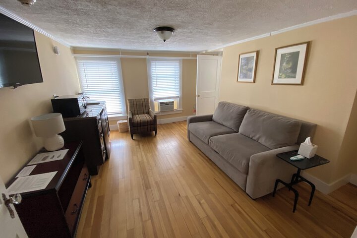 Room 60 of 69