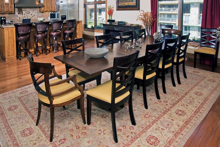 Dining 384 of 450