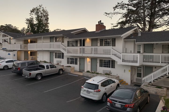 Hotel 4 of 40