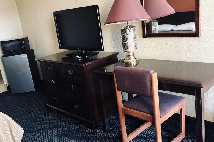 Executive Inn