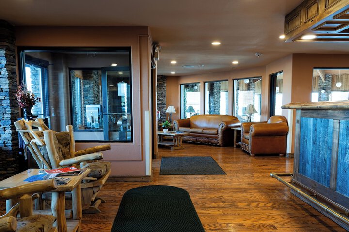 Hotel Interior 18 of 112