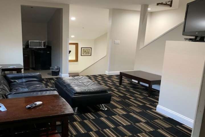The Hotel Oceanside