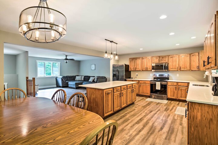 Cabin w / Dock & Porch Across From Balsam Lake