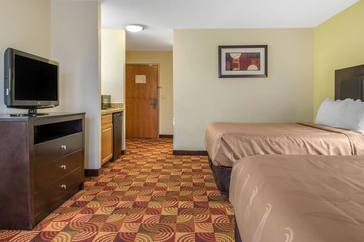 Room 17 of 47