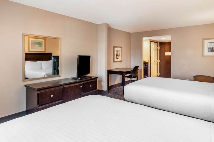 Room 14 of 37