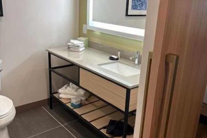 Cambria Hotel Euless - DFW Airport South
