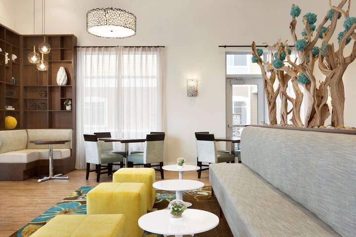 Hotel Interior 10 of 42