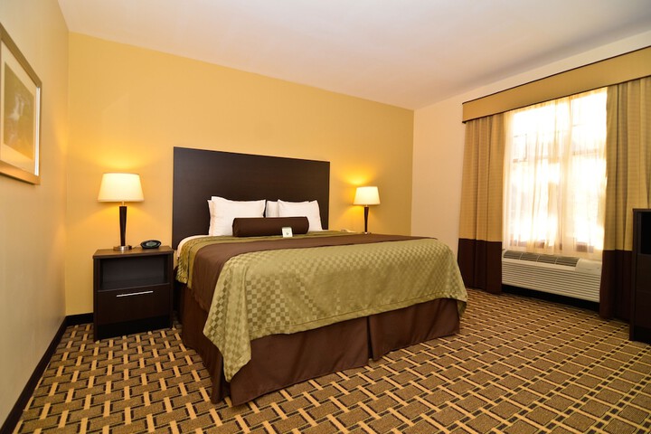 Best Western Plus The Inn & Suites at the Falls