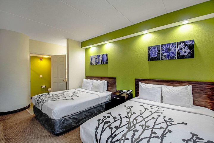 Room 36 of 46