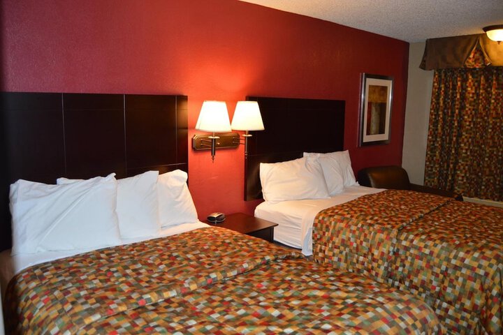 Room 19 of 35