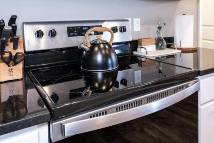 NEW Beautiful and Spacious Home