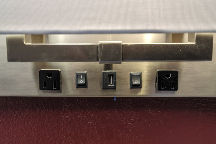 Room 18 of 37
