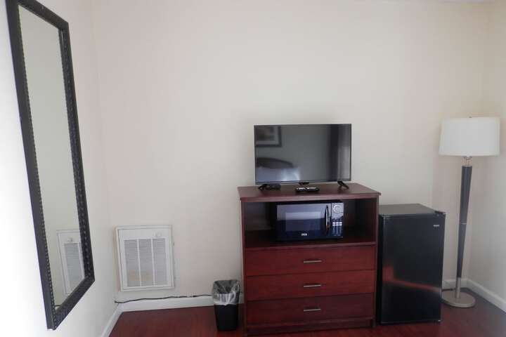 Blue Coast Inn and Suites
