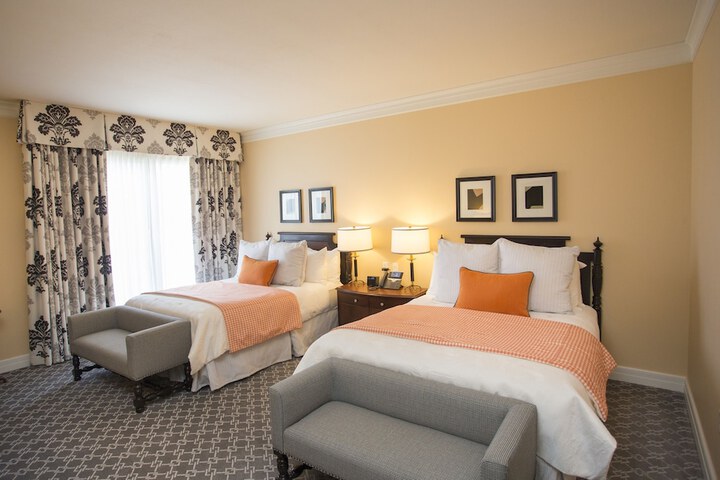 Room 15 of 90
