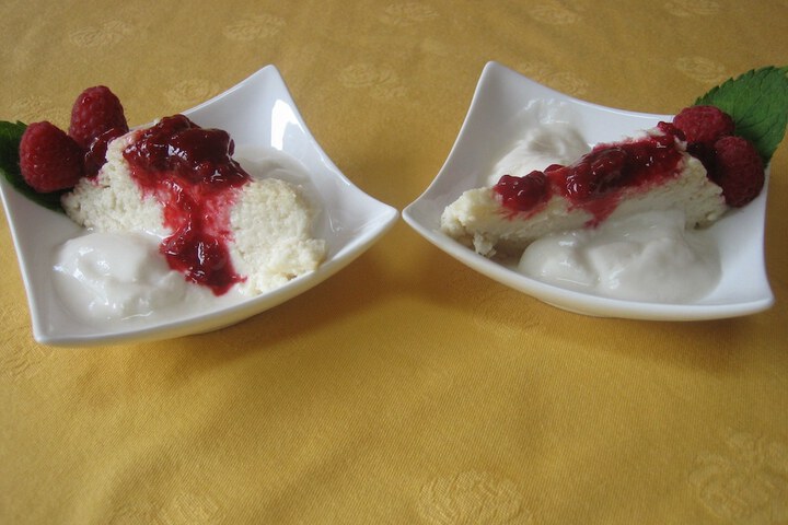 Dining 35 of 50