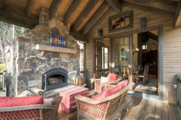 Moose Lodge Highlands Area by Pinnacle Lodging
