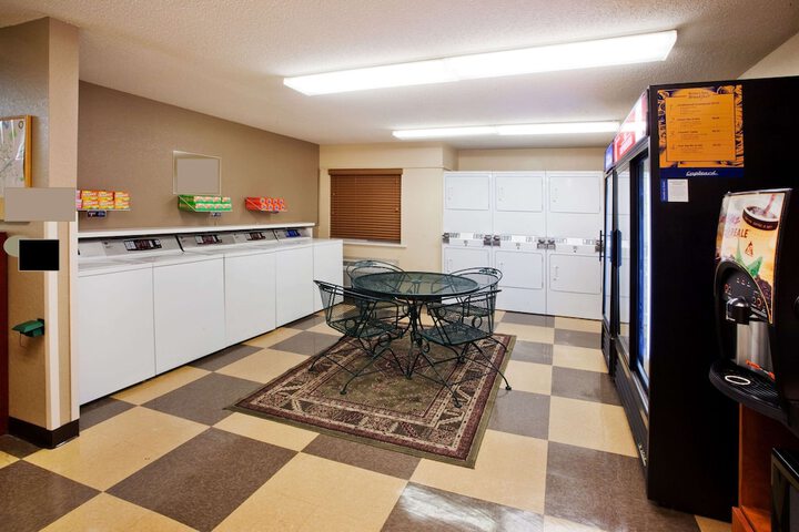 Room 15 of 24