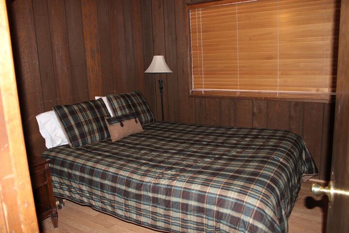 Room 80 of 104