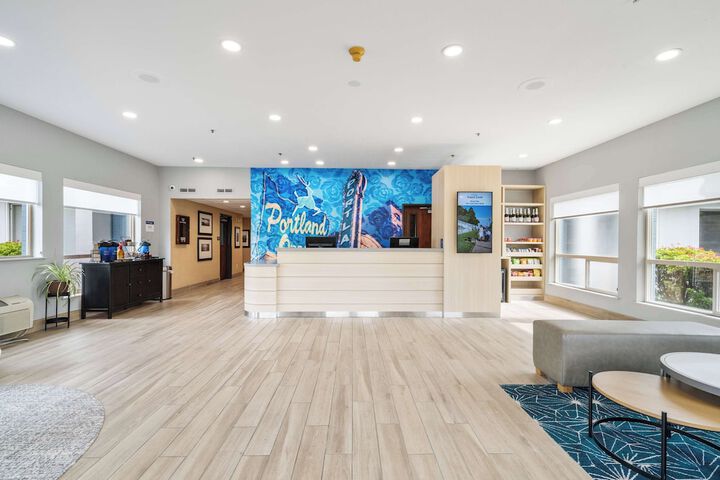 Best Western Lake Oswego / Portland Hotel & Suites