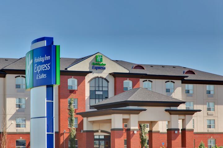 Holiday Inn Express & Suites Sherwood Park-Edmonton Area by IHG