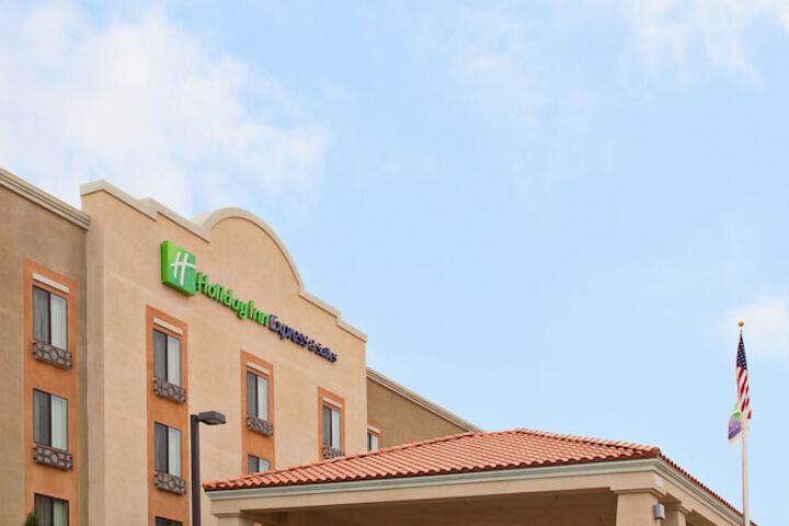 Hotel 7 of 56