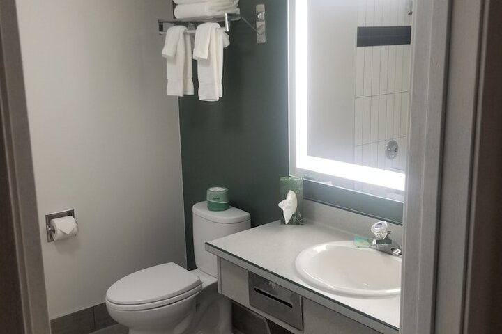 Room 42 of 92