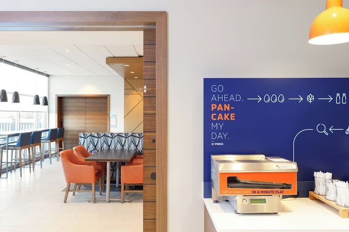 Holiday Inn Express & Suites Hebron - Cincinnati Airport by IHG