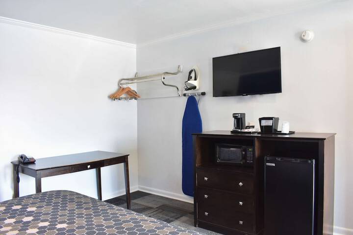 Room 16 of 23
