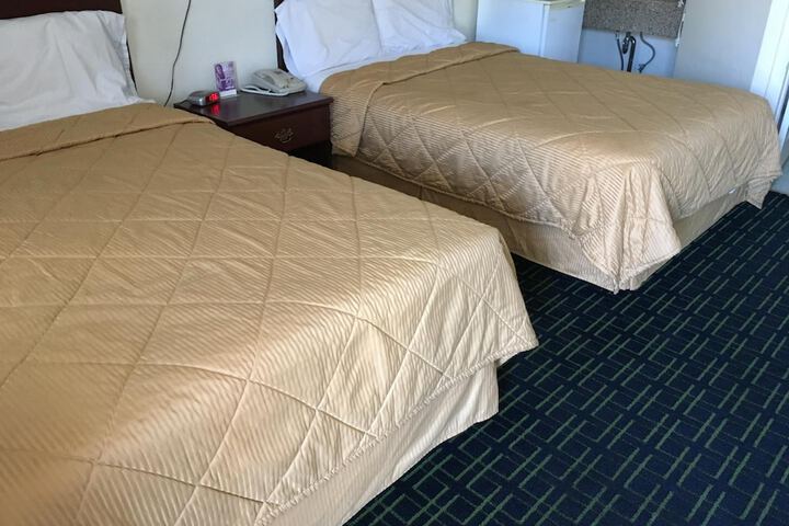 Room 18 of 53