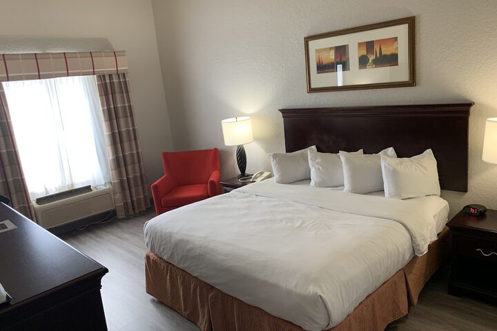 Room 26 of 54