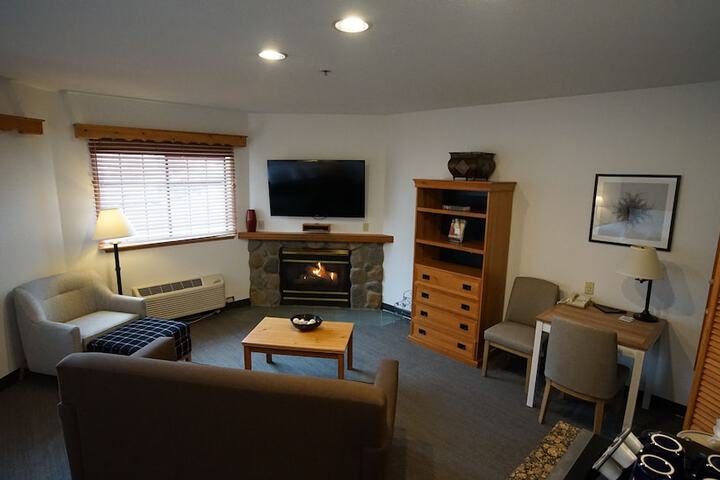 Icicle Village Resort