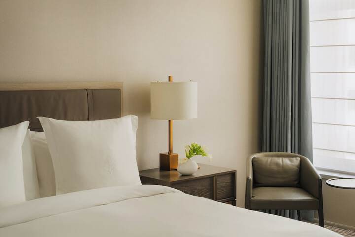 Room 54 of 110