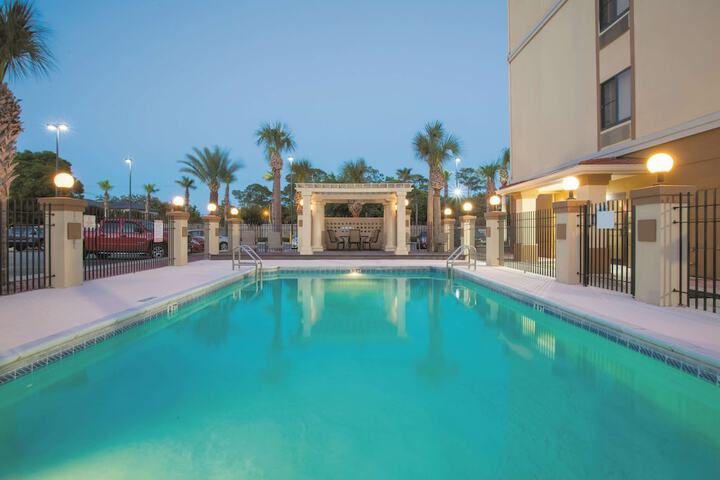 Pool 3 of 33